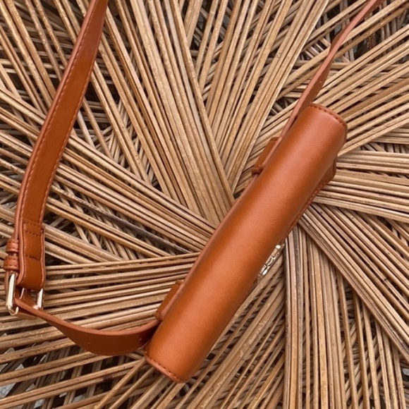 Ecosusi x Anthropologie Brown Leather Belt Bag Adjustable Strap & Buckle Satchel - Picture 8 of 11